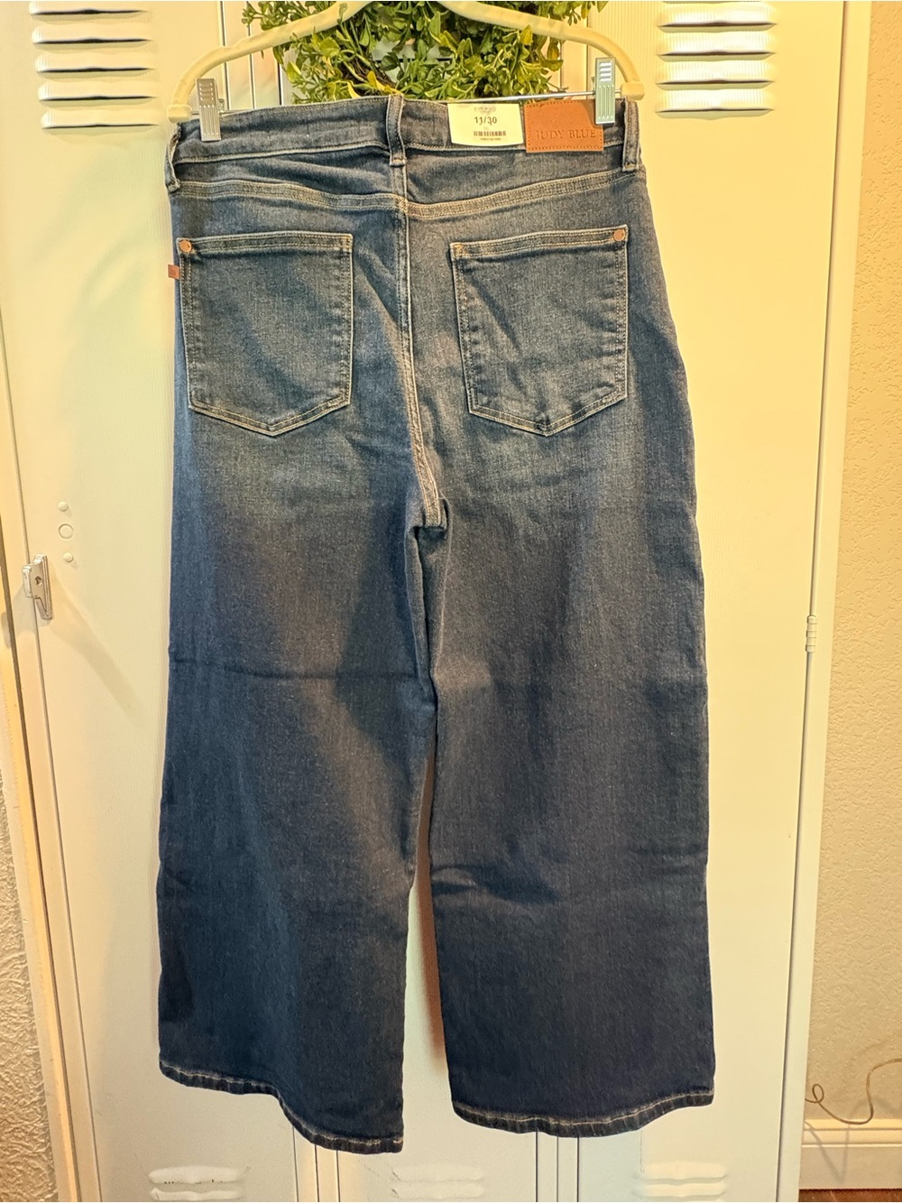 NWT Judy Blue High Rise Ankle Wide Leg Jeans 11/30 Dark Wash Stretch - Picture 2 of 4